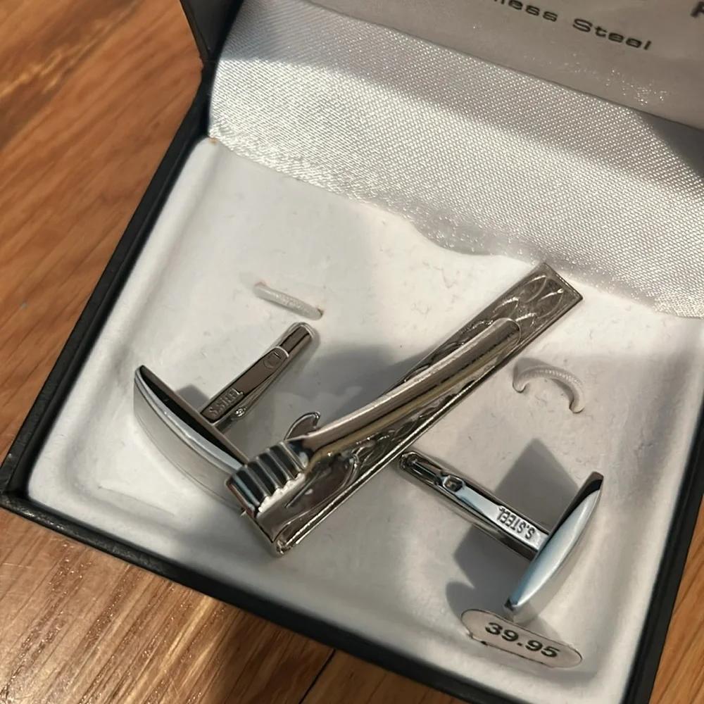 Colibri Shirt Cufflink / Cuff Link and Tie Holder with Box